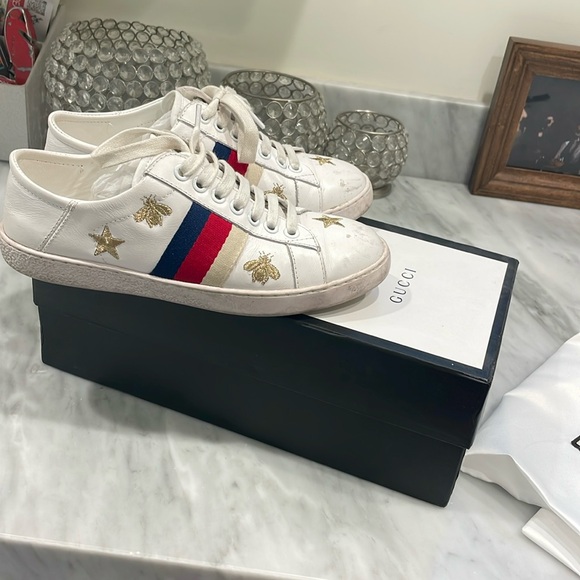 Gucci bee sneakers size 6 - Picture 1 of 7